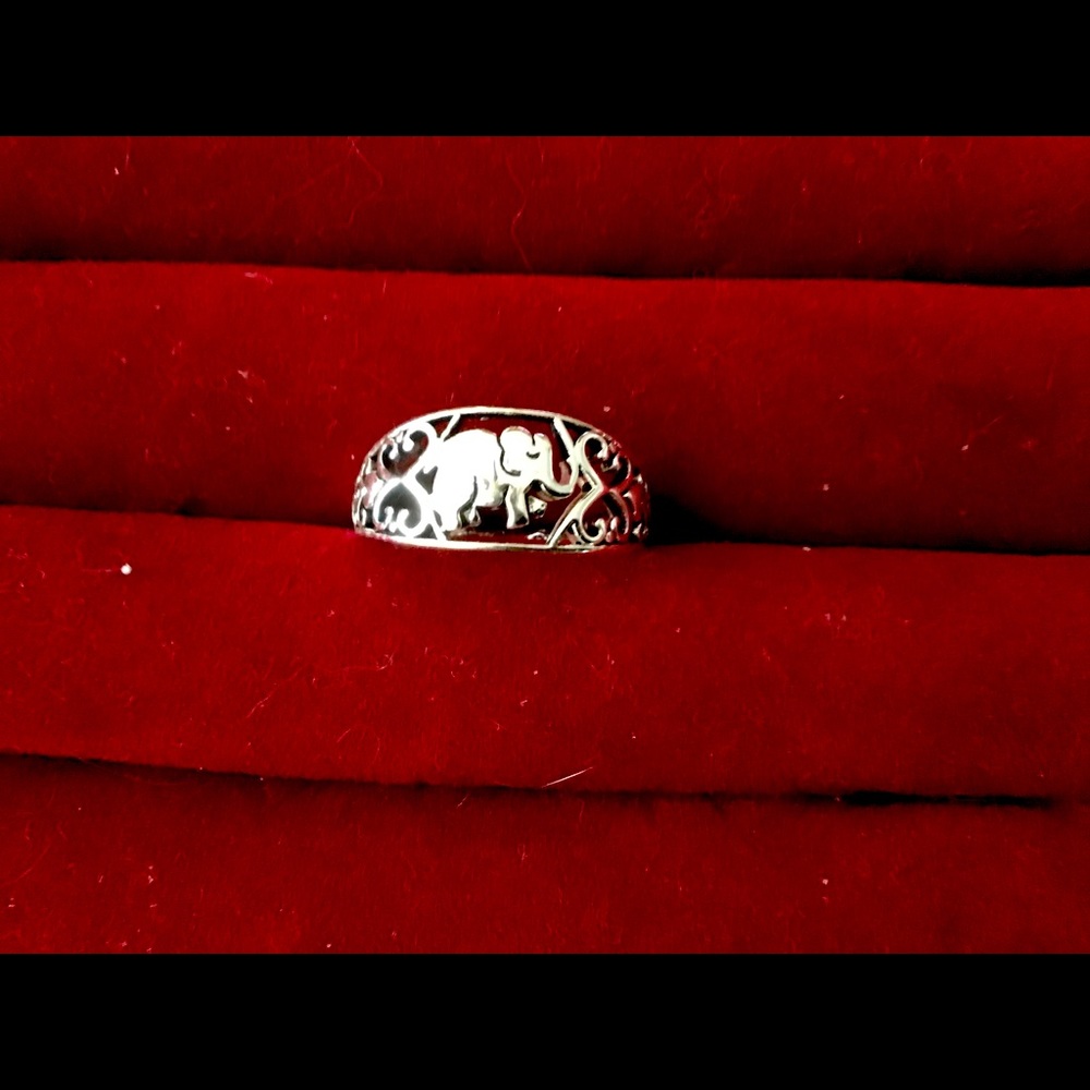 Silver elephant ring